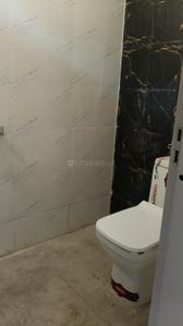Bathroom Image of 700 Sq.ft 1 RK Builder Floor for rent in Palam Vihar Extension Gurgaon for Rs. 14000