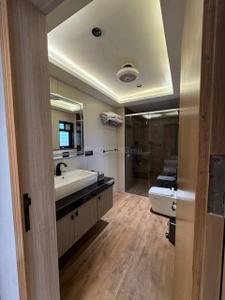 Bedroom Image of 3900 Sq.ft 4 BHK Apartment / Flat for rent in Shivalik Paradise, Ambawadi Ahmedabad for Rs. 95000
