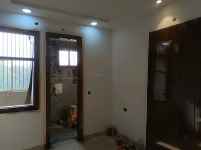 Bedroom Image of 1300 Sq.ft 3 BHK Builder Floor for sale in Sector 22 Rohini New Delhi for Rs. 12500000