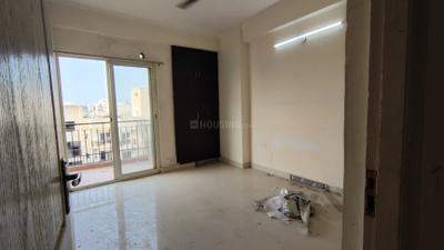 Bedroom Image of 650 Sq.ft 1 BHK Apartment / Flat for rent in Maxblis Grand Wellington, Sector 75 Noida for Rs. 24000