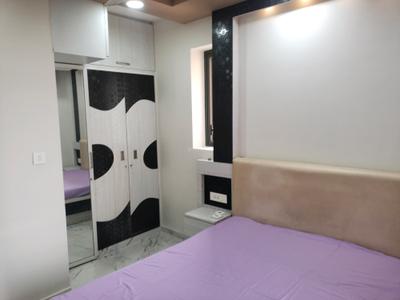 Bedroom Image of 1055 Sq.ft 3 BHK Apartment / Flat for sale in Rathod Ratan Address, Prabhadevi Mumbai for Rs. 58000000