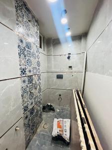 Bathroom Image of 1000 Sq.ft 2 BHK Builder Floor for sale in Vaishali Ghaziabad for Rs. 7500000