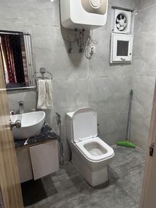 Bathroom Image of 1500 Sq.ft 2 BHK Apartment / Flat for sale in Signature Sunrise The Premium Floor, Sector 36 Karnal for Rs. 5000000