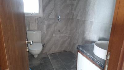 Image of 1500 Sq.ft 3 BHK Apartment / Flat for rent in Prestige Beverly Hills, Kokapet, Hyderabad for Rs. 75000