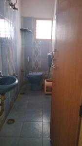 Bathroom Image of 800 Sq.ft 1.5 BHK Independent House for rent in HBR Layout Bengaluru for Rs. 17000