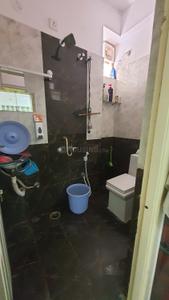 Bathroom Image of 940 Sq.ft 2 BHK Apartment / Flat for sale in Keerthi Richmond Villas, Bandlaguda Jagir Hyderabad for Rs. 5500000