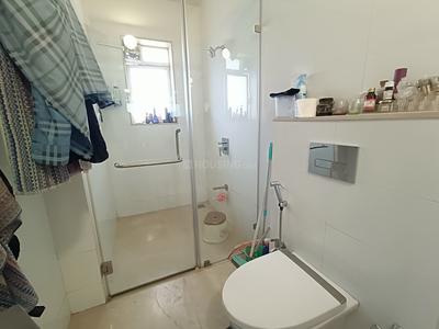 Bathroom Image of 2450 Sq.ft 4 BHK Apartment / Flat for sale in Godrej The Trees Phase 2, Vikhroli East Mumbai for Rs. 107500000