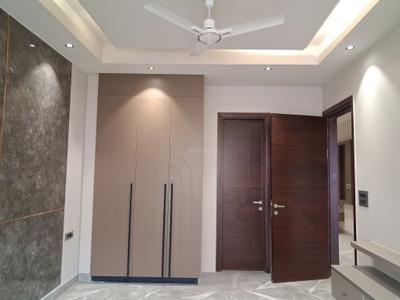 Bedroom Image of 2250 Sq.ft 4 BHK Builder Floor for sale in Paschim Vihar New Delhi for Rs. 48000000