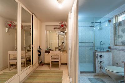 Balcony Image of 5500 Sq.ft 4.5 BHK Villa for sale in Alkapuri Vadodara for Rs. 60000000