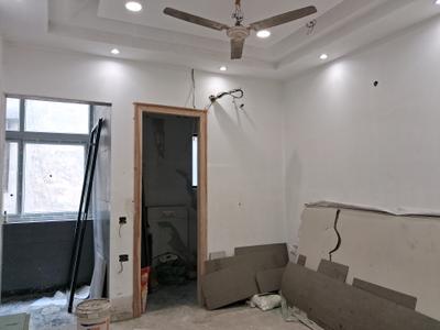 Bedroom Image of 1350 Sq.ft 3 BHK Builder Floor for sale in Paschim Vihar New Delhi for Rs. 27500000