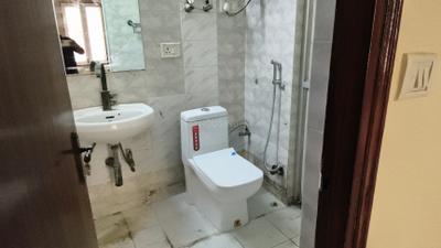 Image of 1400 Sq.ft 3 BHK Apartment / Flat for rent in Eldeco Golf View Apartments, Omega IV, Greater Noida for Rs. 30000