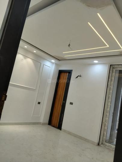 The Ultima 107 Main Image 1