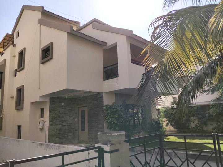 Shivam Rajvi Emerald Building View 1