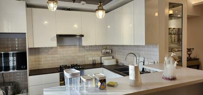 Kitchen Image of 2105 Sq.ft 3 BHK Apartment / Flat for rent in Supertech Supernova, Sector 94 Noida for Rs. 94000