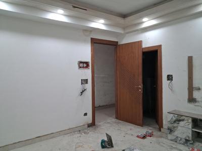 Living Room Image of 950 Sq.ft 2 BHK Apartment / Flat for sale in Sector 73 Noida for Rs. 3800000