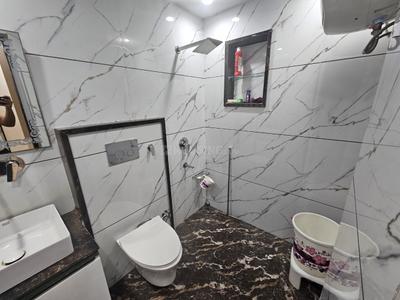Bathroom Image of 1800 Sq.ft 3 BHK Builder Floor for sale in Paschim Vihar New Delhi for Rs. 29100000