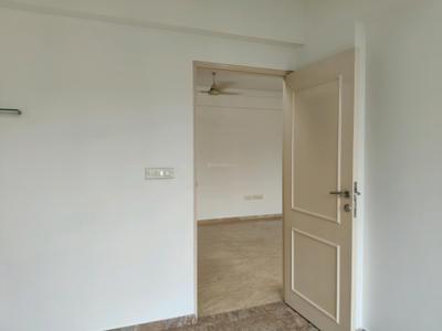 Bedroom Image of 1850 Sq.ft 3 BHK Apartment / Flat for rent in Lake Enclave, Hiranandani Estate Thane for Rs. 105000