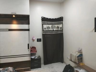 Bedroom Image of 1800 Sq.ft 4 BHK Builder Floor for sale in Tri Nagar New Delhi for Rs. 16500000