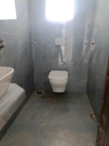 Common Bathroom Image of 1250 Sq.ft 2 BHK Apartment / Flat for sale in Avenue Hills, Kharghar Navi Mumbai for Rs. 16500000