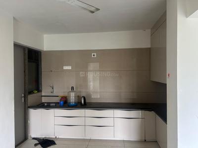 Kitchen Image of 1685 Sq.ft 3 BHK Apartment / Flat for rent in Royal Living, Vaishno Devi Circle Ahmedabad for Rs. 21000