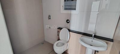 Image of 1200 Sq.ft 2 BHK Apartment / Flat for rent in Puravankara Palm Beach, Kyalasanahalli, Bengaluru for Rs. 49000
