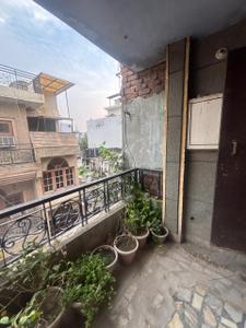 Balcony Image of 720 Sq.ft 1 RK Builder Floor for rent in Model Town New Delhi for Rs. 13000