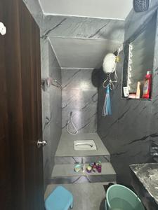 Bathroom Image of 430 Sq.ft 1 BHK Apartment / Flat for rent in Patel Rudra Palace, Taloja Navi Mumbai for Rs. 17000