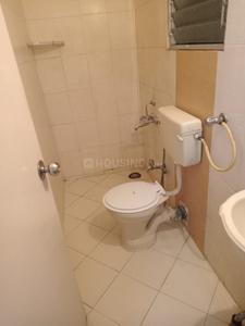 Bathroom Image of 1450 Sq.ft 3 BHK Apartment / Flat for rent in United Marvels, Viman Nagar Pune for Rs. 55000