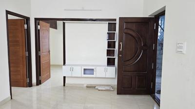 Bedroom Image of 1200 Sq.ft 2 BHK Independent House for rent in Mugalivakkam Chennai for Rs. 25000