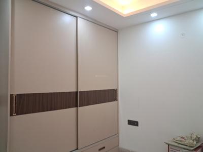 Bedroom Image of 1350 Sq.ft 3 BHK Builder Floor for sale in Paschim Vihar New Delhi for Rs. 26500000