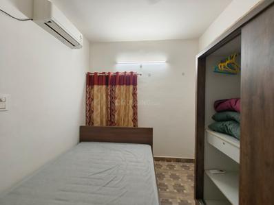 Bedroom Image of 550 Sq.ft 1 BHK Apartment / Flat for rent in Puppalaguda Hyderabad for Rs. 22000