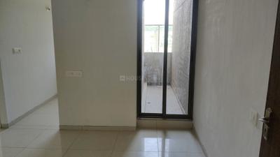 Living Room Image of 738 Sq.ft 1 BHK Apartment / Flat for rent in Palash Homes, Sarkhej Ahmedabad for Rs. 17500