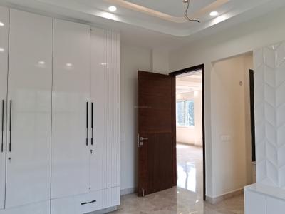 Bedroom Image of 1800 Sq.ft 3 BHK Builder Floor for sale in Paschim Vihar New Delhi for Rs. 35000000