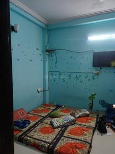 Bedroom Image of 800 Sq.ft 2 BHK Builder Floor for rent in Sector 12 Noida for Rs. 24000