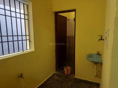 Bathroom Image of 650 Sq.ft 1 BHK Independent House for rent in Ennore Chennai for Rs. 8300