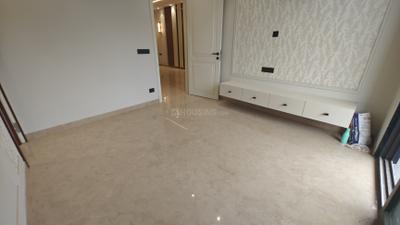 Bedroom Image of 2700 Sq.ft 4 BHK Builder Floor for sale in Surajmal Vihar New Delhi for Rs. 54999999
