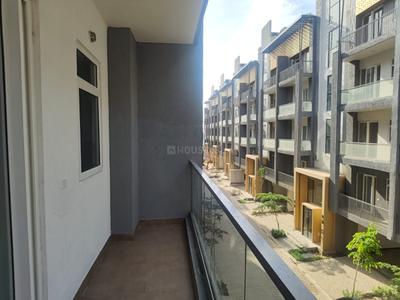 Balcony Image of 1185 Sq.ft 2 BHK Apartment / Flat for sale in Smartworld Orchard, Sector 61 Gurgaon for Rs. 16000000
