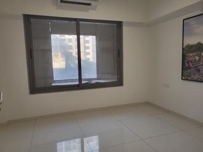 Bedroom Image of 2164 Sq.ft 3 BHK Apartment / Flat for sale in Adani Embrace, Vaishno Devi Circle Ahmedabad for Rs. 18000000