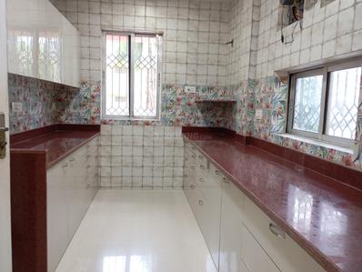 Kitchen Image of 3200 Sq.ft 4 BHK Independent House for rent in Diamond Garden, Chembur Mumbai for Rs. 275000