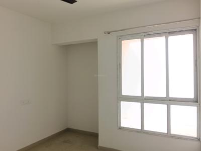 Bedroom Image of 860 Sq.ft 2 BHK Apartment / Flat for rent in Kalpataru Paramount, Thane West Thane for Rs. 44000