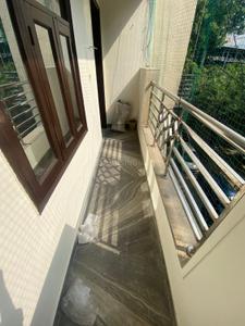 Balcony Image of 900 Sq.ft 2 BHK Builder Floor for rent in Ramesh Nagar New Delhi for Rs. 34000