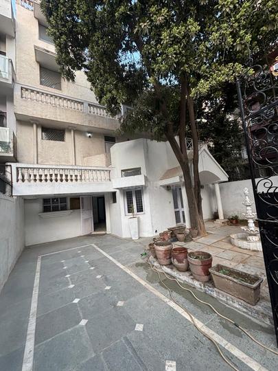 Block C, Sushant Lok Phase 1 Main Image 1