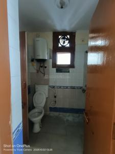 Bathroom Image of 1800 Sq.ft 3 BHK Apartment / Flat for rent in Kanishka Tower, Ashoka Enclave Faridabad for Rs. 33000