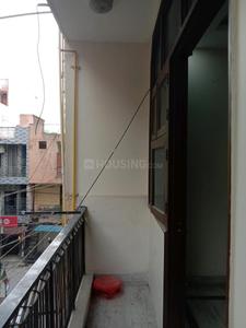 Balcony Image of 850 Sq.ft 2.5 BHK Apartment / Flat for sale in Sri Niwaspuri New Delhi for Rs. 11000000