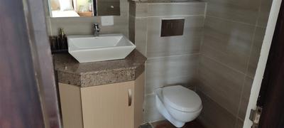 Bathroom Image of 1385 Sq.ft 2 BHK Apartment / Flat for sale in Paras Dews, Sector 106 Gurgaon for Rs. 15000000