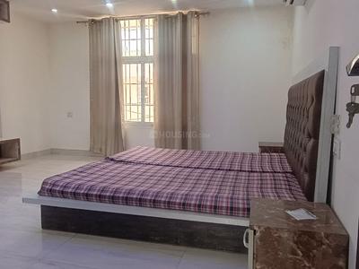 Bedroom Image of 850 Sq.ft 2 BHK Apartment / Flat for rent in Vasant Kunj New Delhi for Rs. 48000