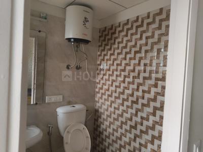 Image of 1105 Sq.ft 2 BHK Apartment / Flat for rent in Gaur City 7th Avenue, Noida Extension, Greater Noida for Rs. 28000