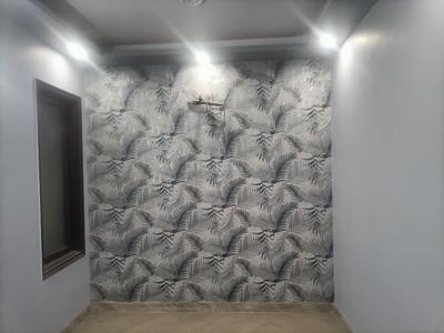Bedroom Image of 860 Sq.ft 2 BHK Builder Floor for sale in Krishna Nagar New Delhi for Rs. 7000000