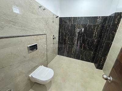 Bathroom Image of 2700 Sq.ft 4 BHK Independent House for sale in Chitaipur Varanasi for Rs. 14000000
