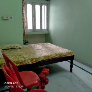 Bedroom Image of 681 Sq.ft 2 BHK Independent House for rent in Patuli Kolkata for Rs. 20000